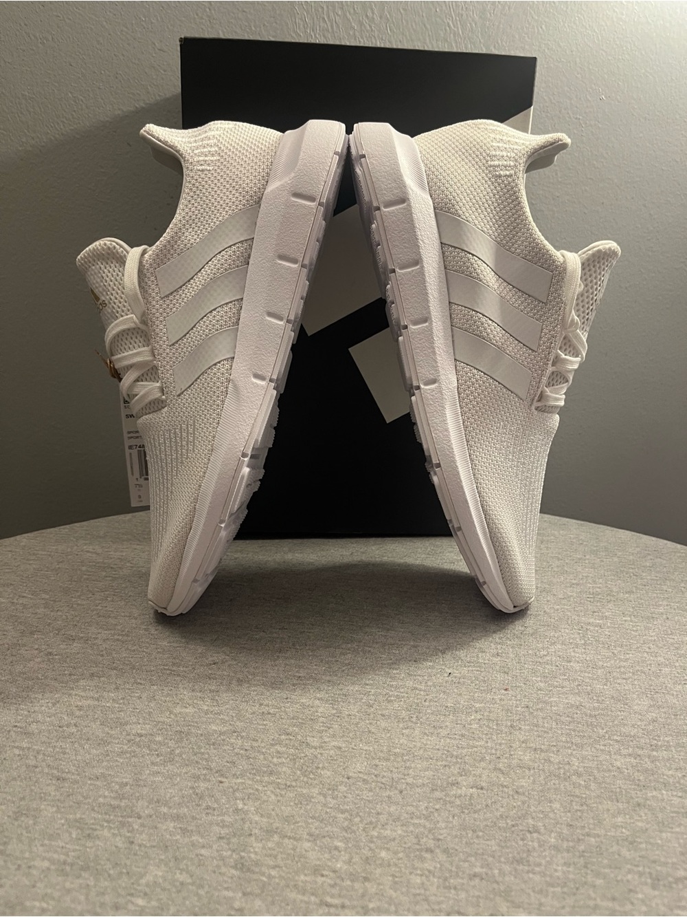 Adidas Swift Run 1.0 Cloud White Gold Women's Running Shoe Size 8.5 IE7480 - Picture 7 of 12